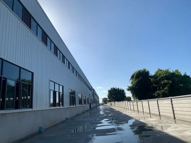 ให้เช่าโกดังนิคมพัฒนาระยอง 3500, 3600, 5300 ตรม. พื้นที่สีม่วงลาย ห่าง WHA36 BYD 1 km ห่างจากท่าเรือแหลมฉบัง 52 กม. 1