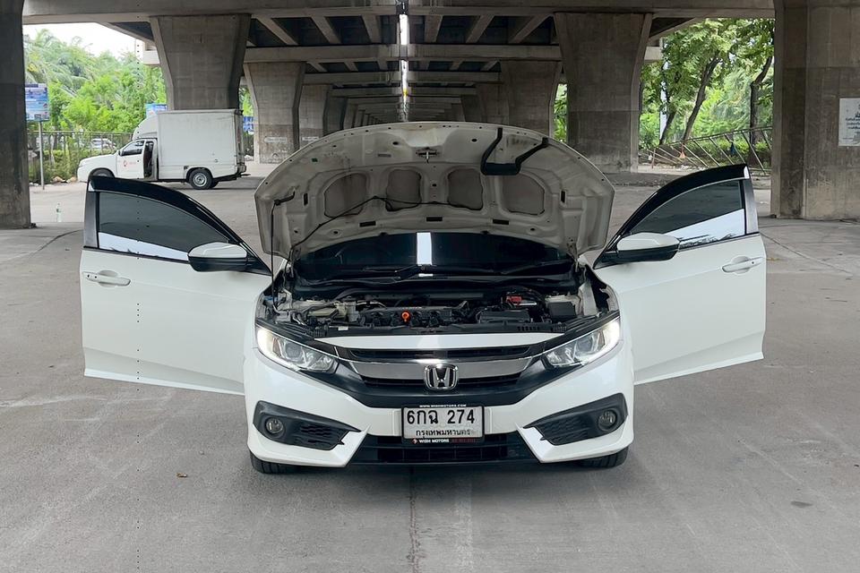 ขายด่วน! Honda CIVIC FC 1.8 E AT ปี 2017 รถสวยมือเดียว สภาพดี พร้อมขับทันที! 9
