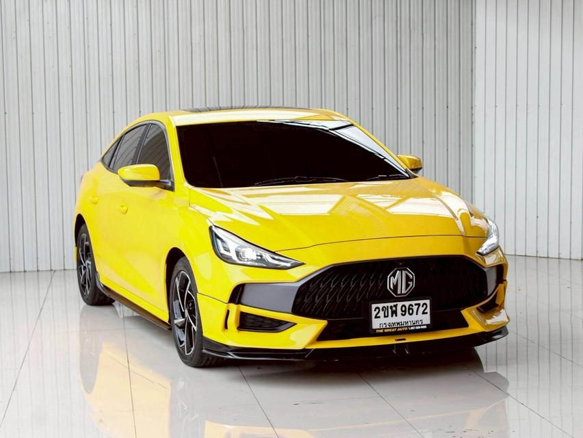 MG 5 1.5 X SUNROOF ปี 2022 โฉม ปี21-ปัจจุบัน สีเหลือง เครื่องเบนซิน เกียร์ Auto ไมล์แท้เพียง 68,979 km.