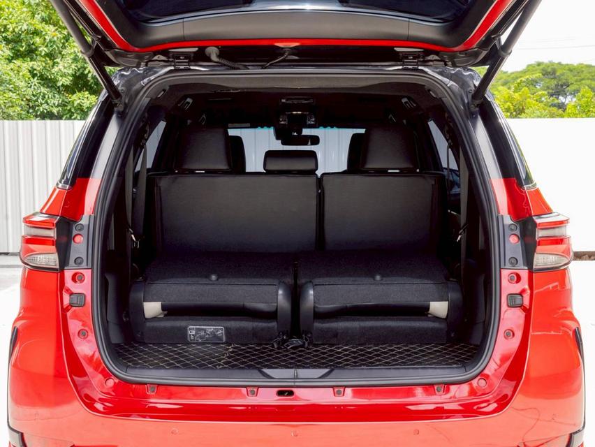 TOYOTA FORTUNER 2.8 LEGENDER 4WD ปี 2021 รถบ้าน เจ้าของเดียว 18