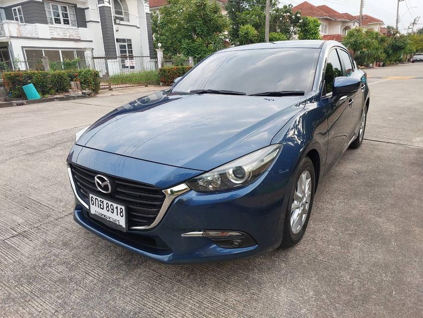 2018 Mazda3 2.0 C AT 4 ประตู ไม่เคยมีอุบัติเหตุหนักไม่เคยจมน้ำค่ะ