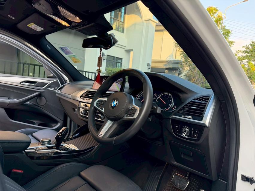 BMW #X4 xDrive20d M Sport สีขาว Alpine White  ปี19 จด 20 ดีเซล 8