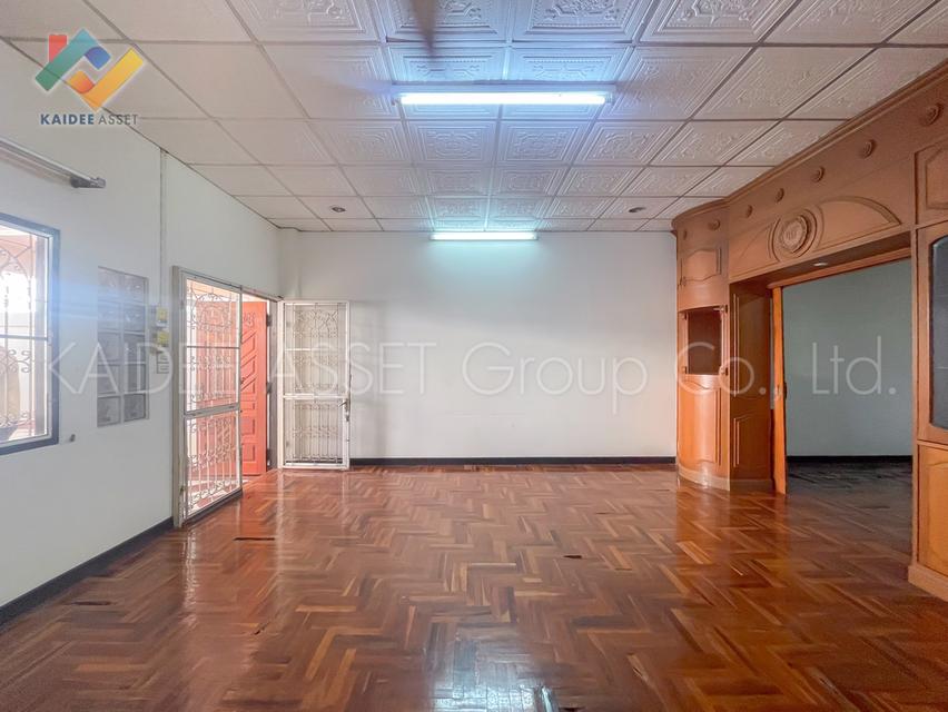 ทาวน์เฮ้าส์ ซอย จรัญสนิทวงศ์ 3 หมู่บ้าน สมชาย ใกล้ BTS ท่าพระ 8