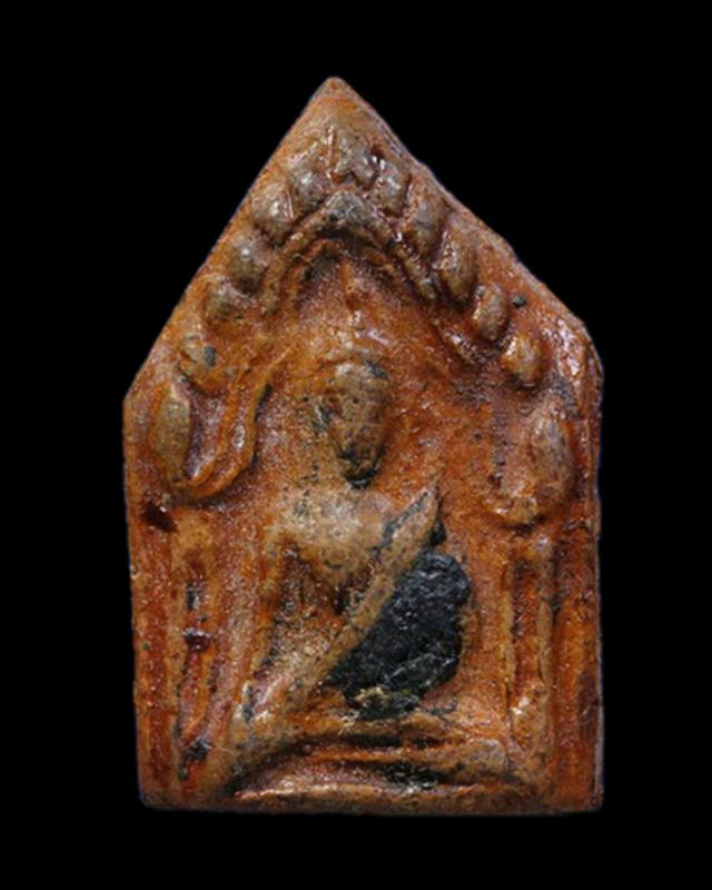 ขุนแผนสะพายดาบเนื้อดินแดงผสมสีผึ้งเขียวหลวงพ่อทาบ วัดกระบกขึ้นผึ้ง จ.ระยอง