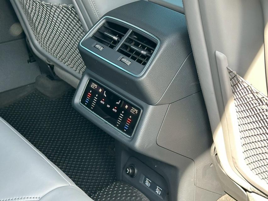 Audi E-tron 55 Sportback Quattro S-Line 2020 จด 2021 รูปที่ 9