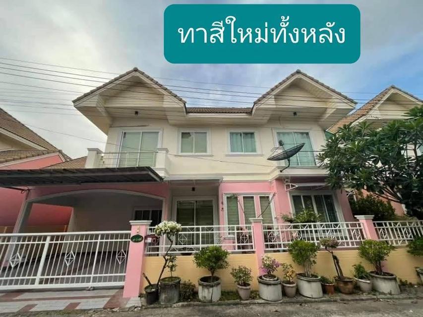 ขายบ้านเดี่ยว 2 ชั้น 3 ห้องนอน 3 ห้องน้ำอยู่ใจกลางหาดใหญ่ขายถูกมากจากเดิมขายอยู่ 6 ล้าน 5 แสนบาทลดเหลือ 5 ล้าน 6 แสนบาทติดต่อ 086-962-9981 1