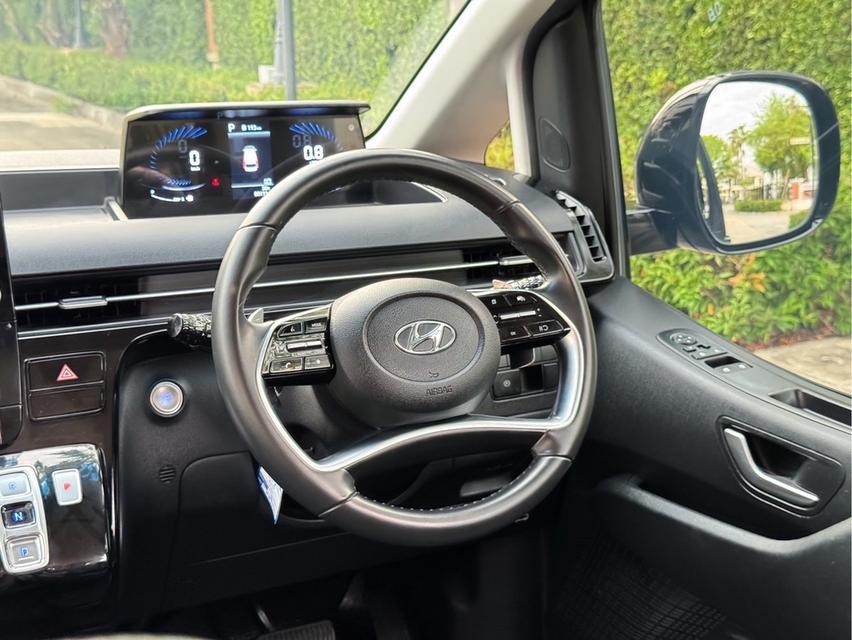 รหัสรถ AVA3888 ⭐️ Hyundai Staria 2.2 Diesel ปี 2022 เจ้าของเดียว 7