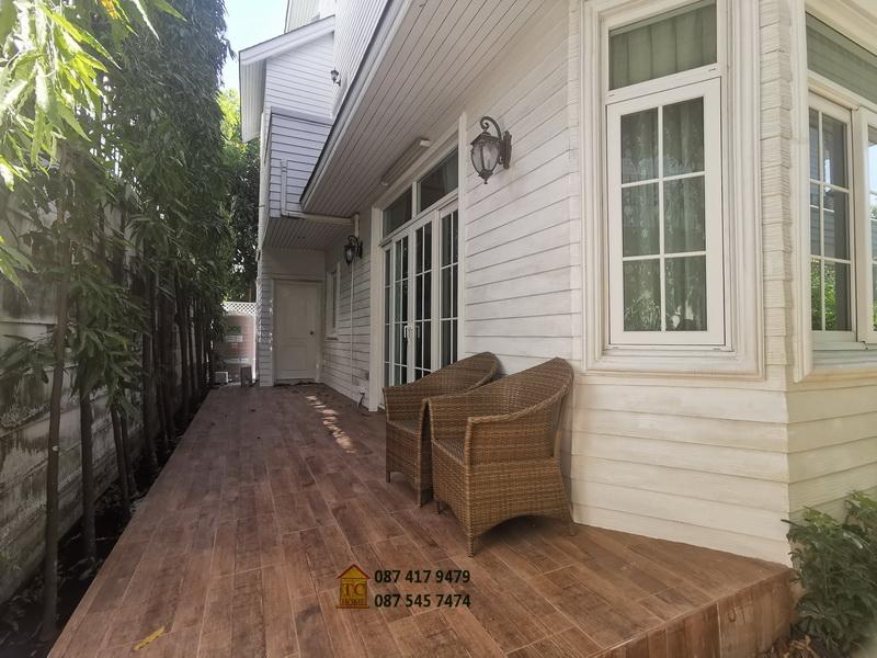 ขายด่วนบ้าน 3 ชั้น 63.5 ตรว. พร้อมเฟอร์ฯ ม.แฟนตาเซียวิลล่า ใกล้เซ็นทรัลบางนา บ้านสวยสไตล์วินเทจ-วิคตอเรียน 19