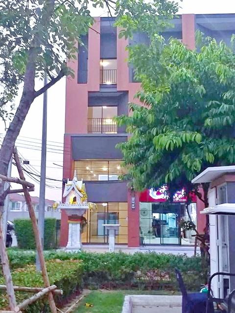 หนองแขม 1.2กม. 5นอน เพชรเกษม77-81 ให้เช่าอาคารพาณิชย์ 3.5ชั้นหลังมุม โฮมโปร เพชรเกษม 2.5 กม 29ตร.วา. 359ตร.ม. 3น้ำ ม.เอเ 1