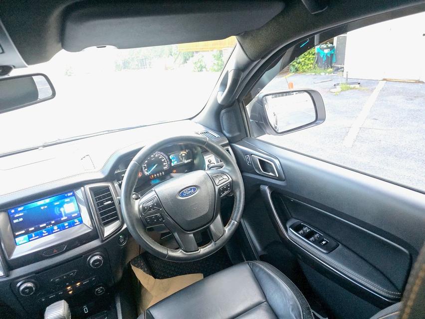 FORD RANGER Double cab Wildtrak 2.0L Bi-Turbo 4x2 10AT สีขาว ปี 2019 10