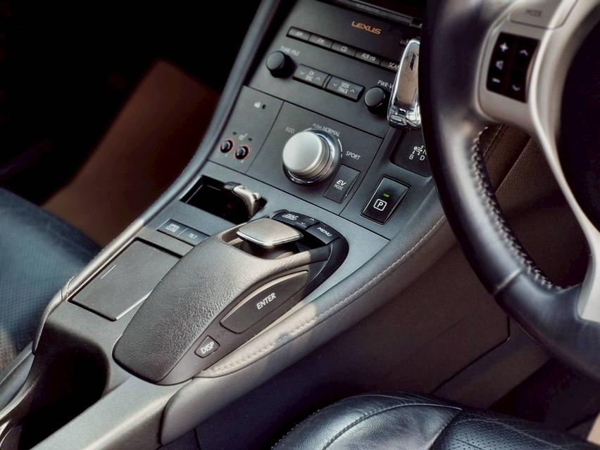 Lexus CT 200h F-Sport ปี 2011 ไมล์ 192,xxx km. รูปที่ 12