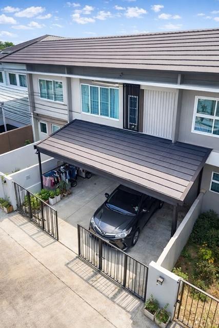 เช่าทาวน์โฮม 2 ชั้น รามคำแหง 156-158 ซอยมิสทีน 4นอน 2 น้ำ ใกล้ตลาดเกรียงไกร 700 ม. เคหะร่มเกล้า64 1