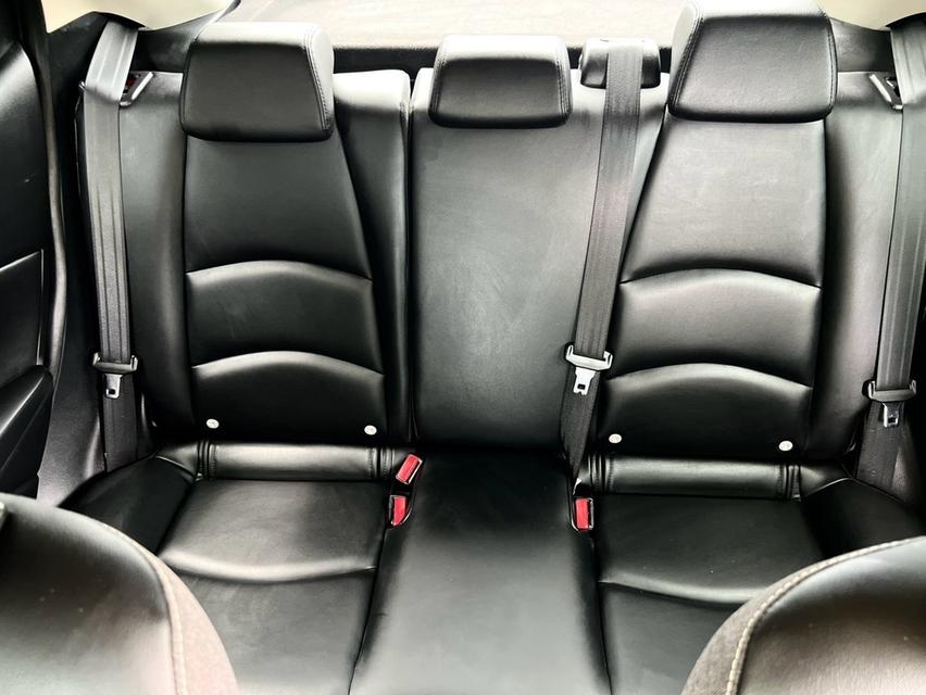 รุ่นรถ : Mazda 2 1.3 Ultra Hatchback เครื่องยนต์: เบนซิน เกียร์: ออโต้ ปี: 2026 สี: เทา ไมล์ 4xx Km. รูปที่ 16