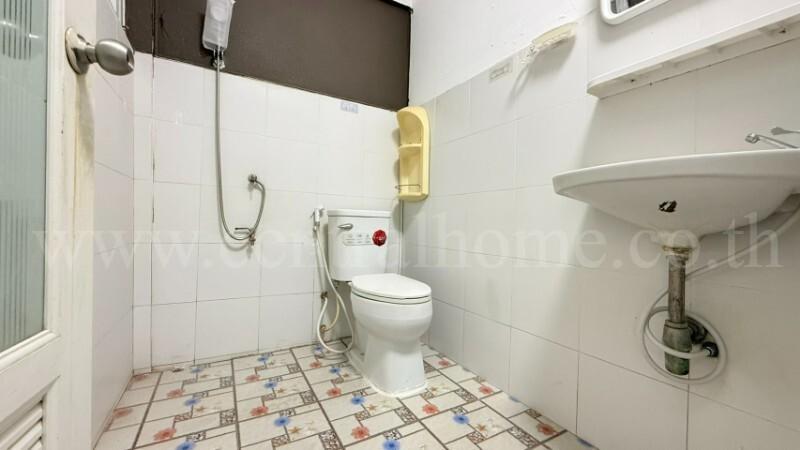 ทาวน์เฮ้าส์ ซอยร่วมสุข 4 - ไสวประชาราษฎร์ 25 ลำลูกกา คลอง 4 11