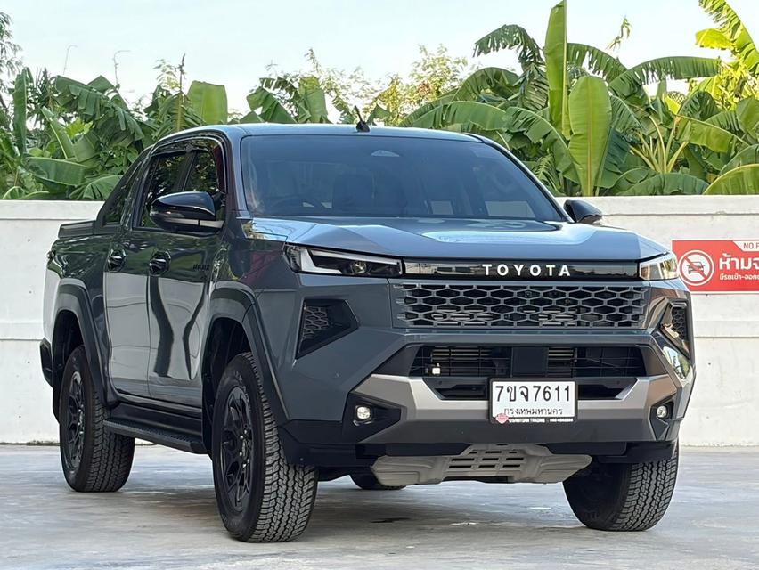 Toyota Travo 2.8Overland ปี25