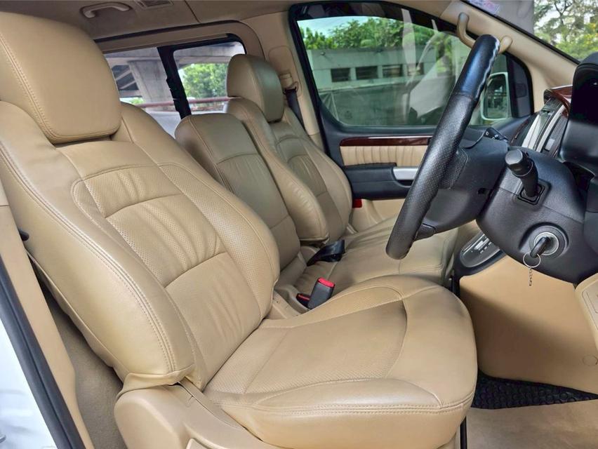 Hyundai grand Starex 2.5Vip ปี13 10