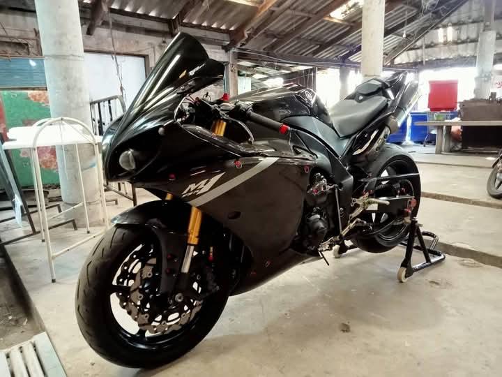 ขายถูก Yamaha R1  4