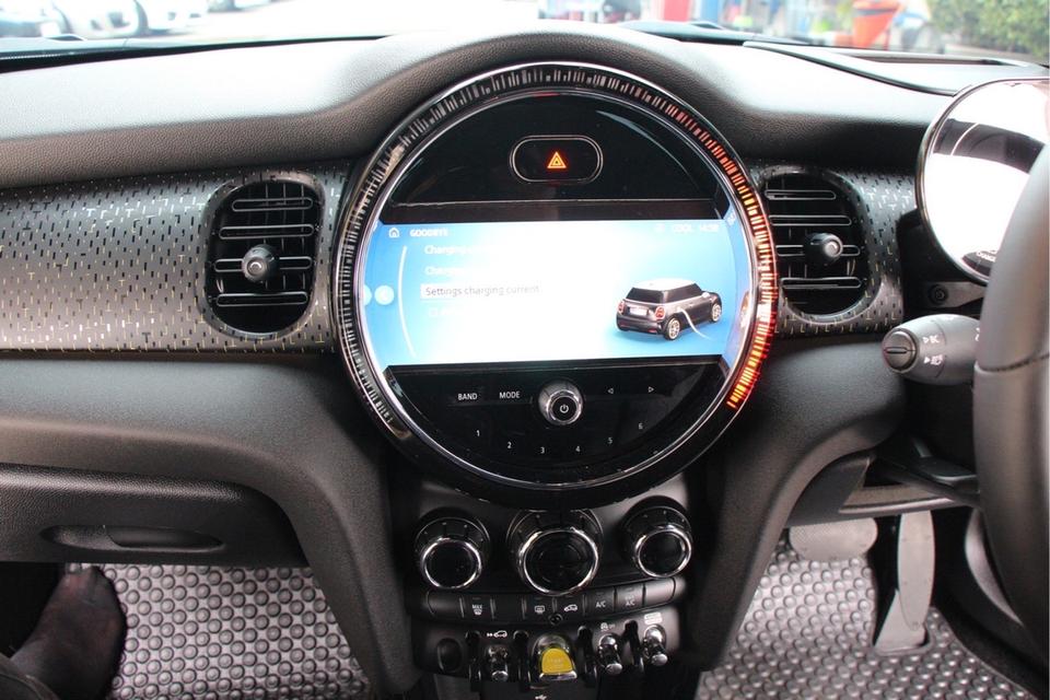 รหัสรถ PBG9999 MINI Cooper SE ปี 2021 12