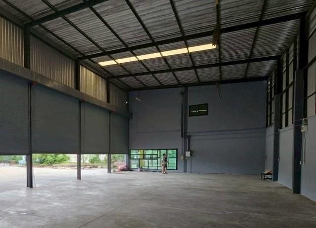 ให้เช่าโกดัง 550 ตรม. มีห้องพักคนงาน 3 ห้อง 2 ห้องน้ำ ใกล้ขนส่ง ศาลายา1 5