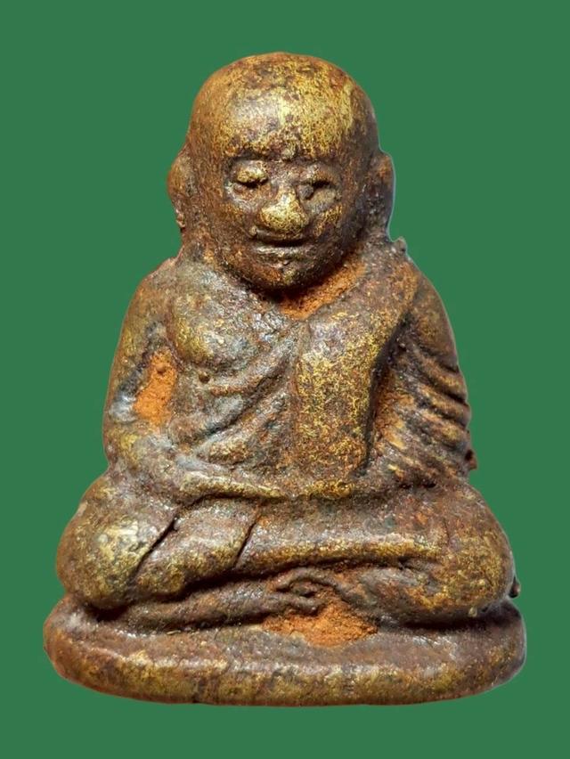 หลวงพ่อเงิน เปิดให้บูชาจ้า