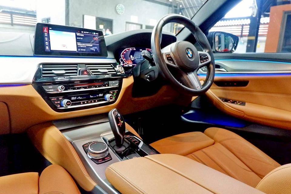 BMW 520d M Sport ปี 2020 ไมล์ 13x,xxx KM 6