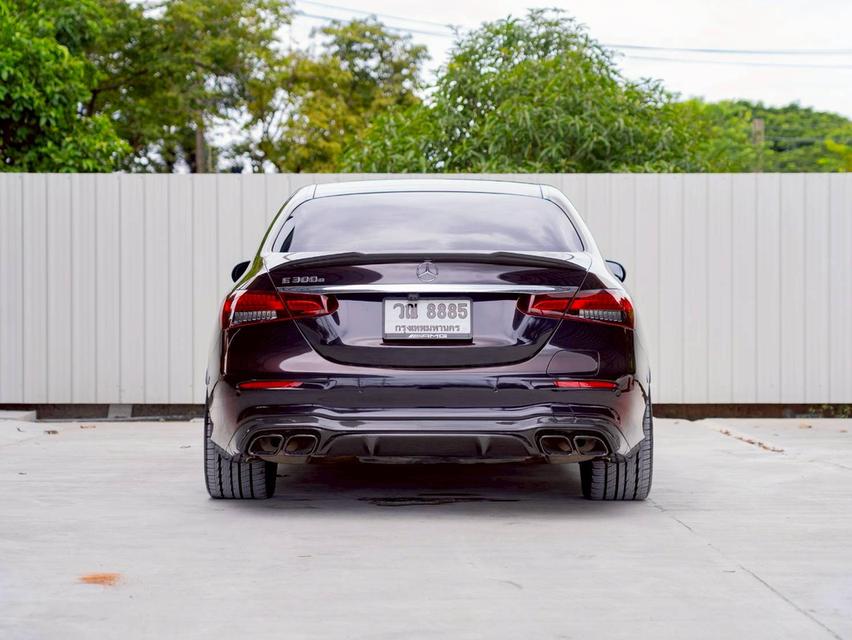 Mercedes-Benz E300e Plug-in Hybrid AMG 2021 จด 2023 6