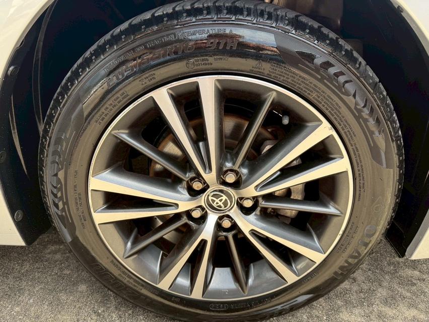 รหัสรถ AP8999 TOYOTA ALTIS 1.6 G Sedan AT 2018 17