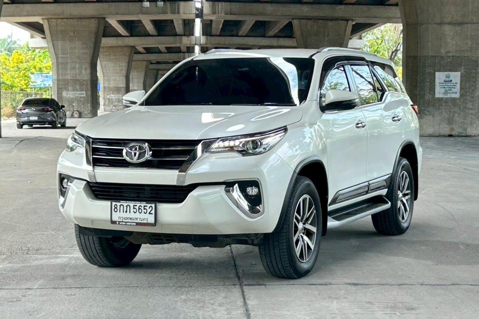 2019 Toyota FORTUNER 2.4 V 4WD AT • รุ่นท๊อป ออฟชั่นครบ 4WD
