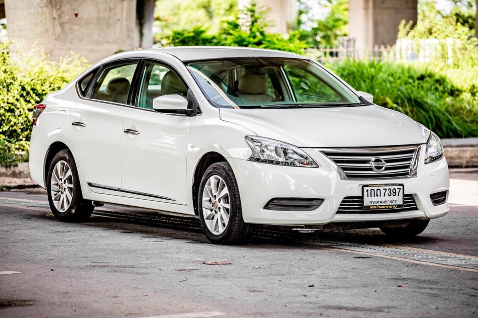 Nissan Sylphy 1.6 S ปี 2013 เกียร์ออโต้ สีขาว