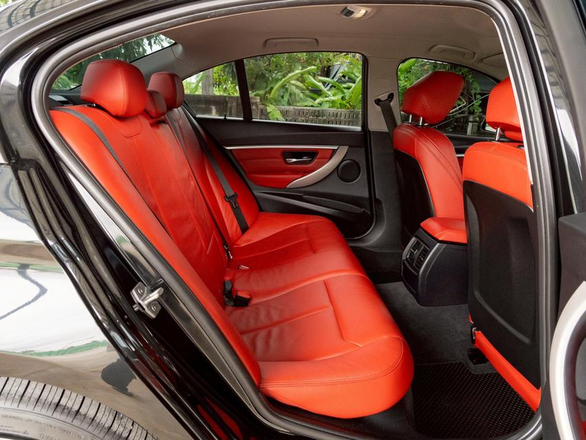BMW 330e 2.0 M Sport F30 ปี 2018 12