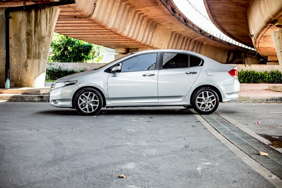 Honda City 1.5SV ปี 2011 สีเทา ท๊อปสุด 10