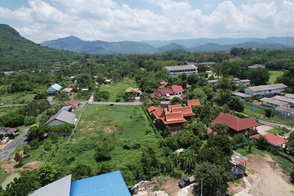 ขายที่ดิน 2 ไร่ ถมแล้ว ใกล้สนามกอล์ฟ รร.จปร. ต.พรหมณี หน้ากว้าง 40 เมตร เห็นวิวเขาชัด 7
