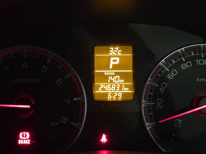 Suzuki Ertiga 2013 รถบ้าน เข้าศูนย์ตลอด 11