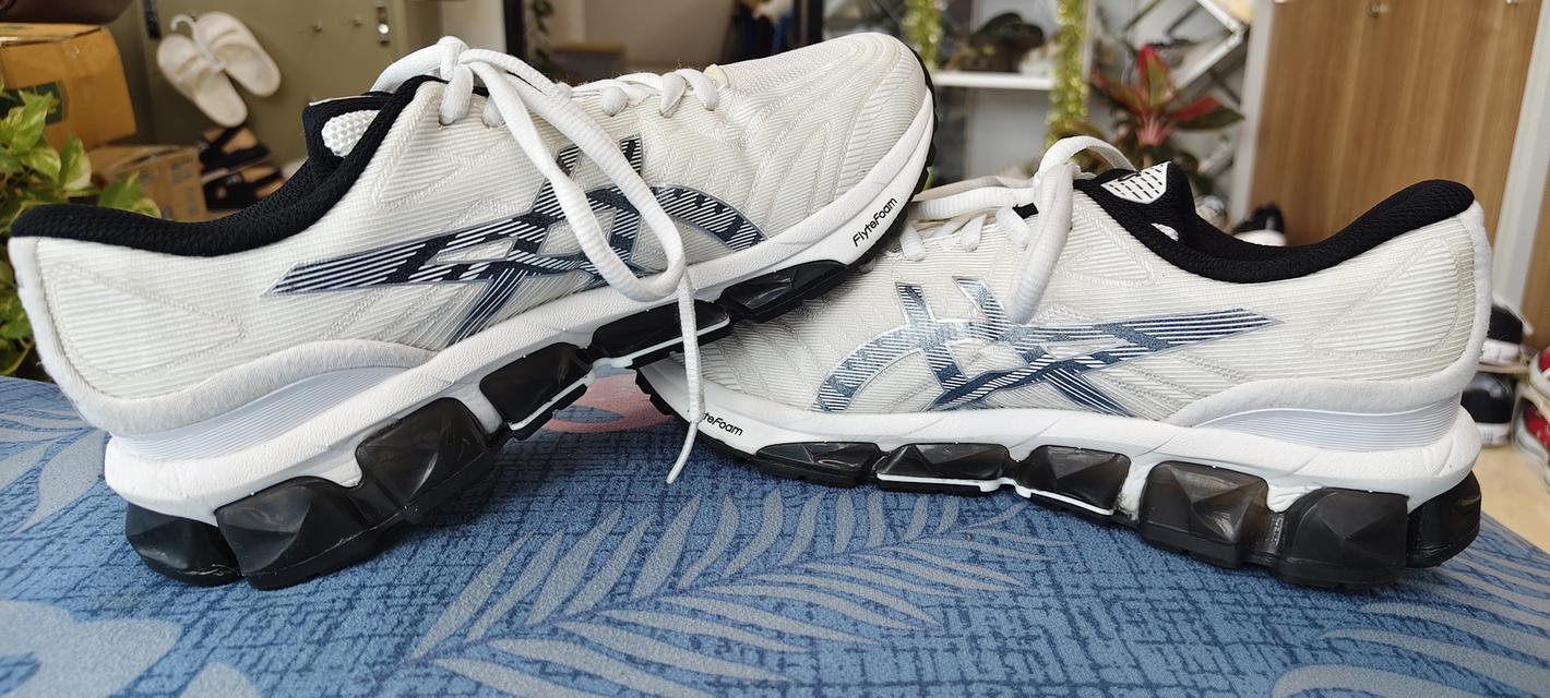 รองเท้า ASICS GEL-QUANTUM 360 VII 'White Black มือสอง