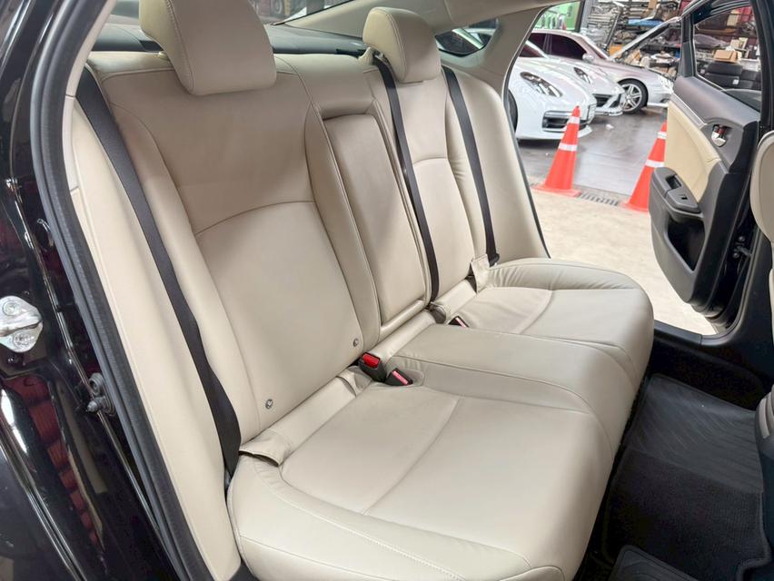 HONDA CIVIC FC 1.8 EL i-VTEC ปี2019รถบ้านแท้ ออพชั่นแน่นเต็มคัน ตัวท็อปสุดใน 15