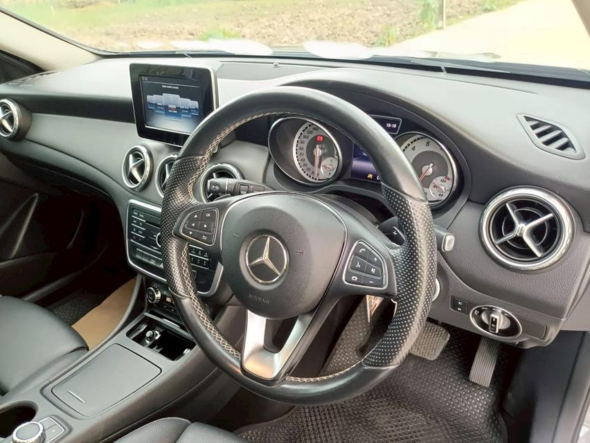 Mercedes Benz GLA200 ปี 2016. ไมล์ 8x,xxx km 11