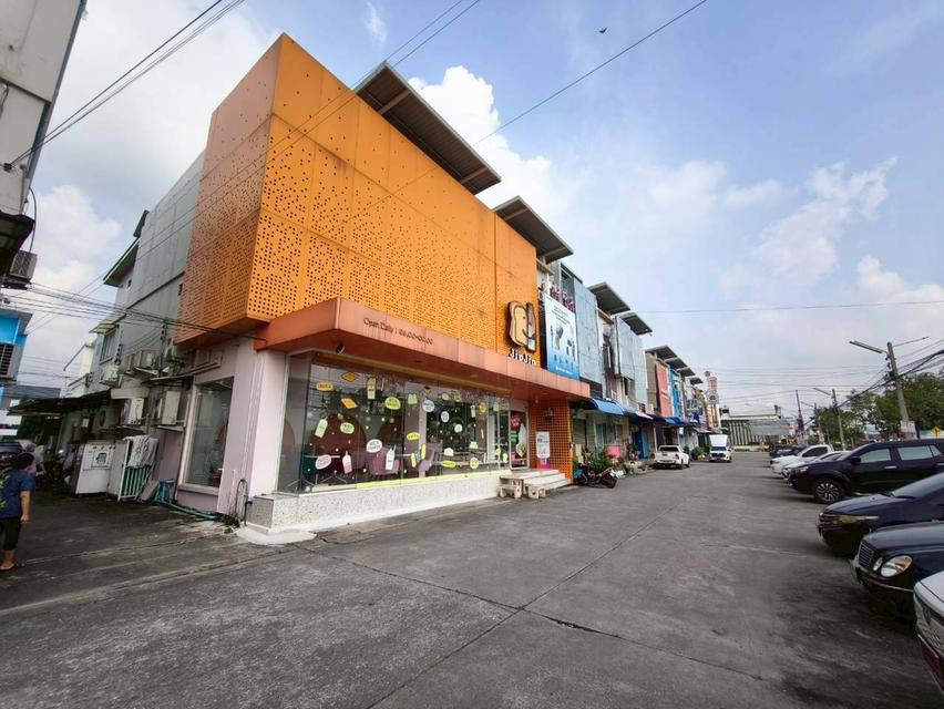 อาคารพาณิชย์ 3 คูหา ถนนนาวงประชาพัฒนา แขวงสีกัน เขตดอนเมือง กรุงเทพมหานคร 3