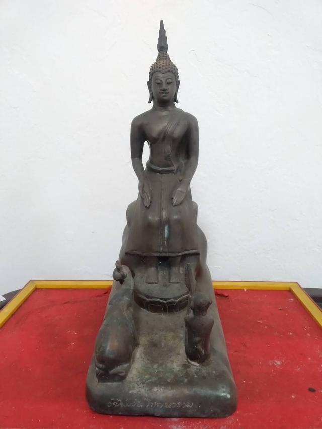 พระบูชาปางเลไลย์สูง14นิ้วออวัดไผ่เวินโชตนาราม