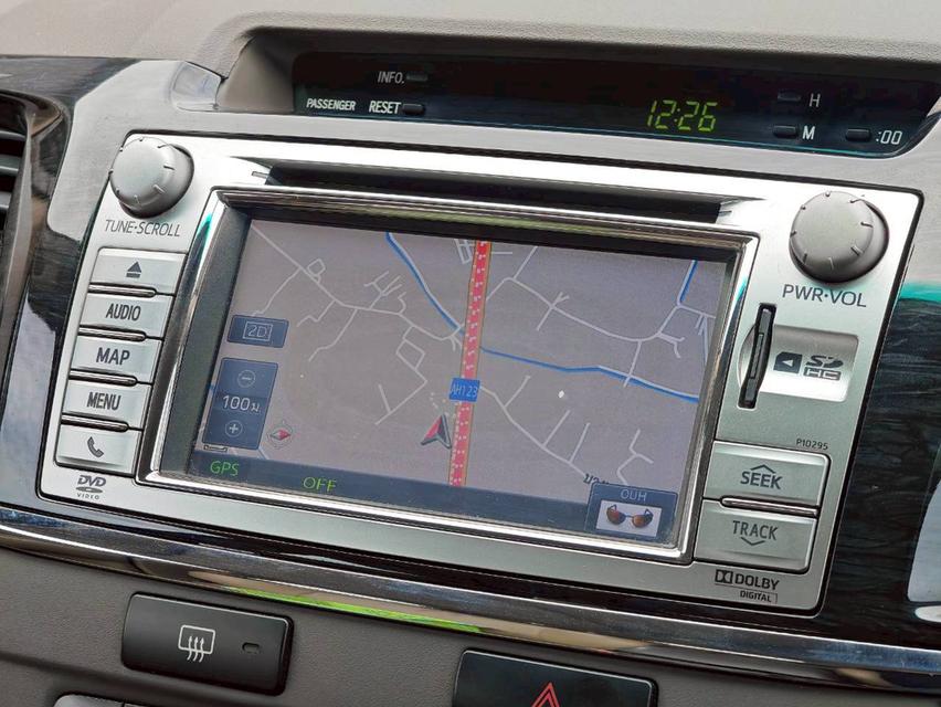 ขาย TOYOTA FORTUNER 3.0 V 4WD ปี 2012 12