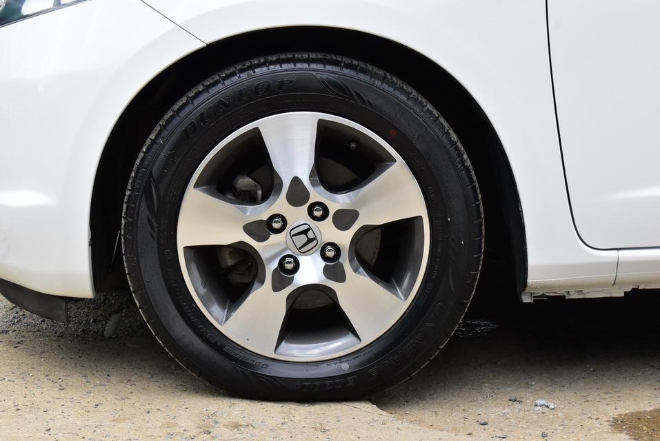 รหัสรถ PB9985 HONDA JAZZ 1.5 V AUTO 2008 4