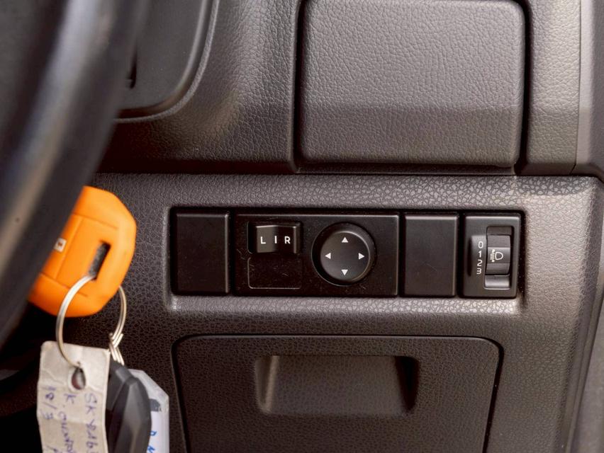 ขาย Isuzu Dmax 1.9Z Ddi ปี18 9