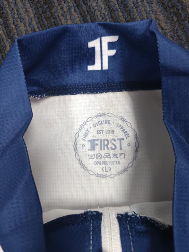 เสื้อปั่นจักรยาน First Cycling แท้ ไซส์ L ใหม่ รูปที่ 3