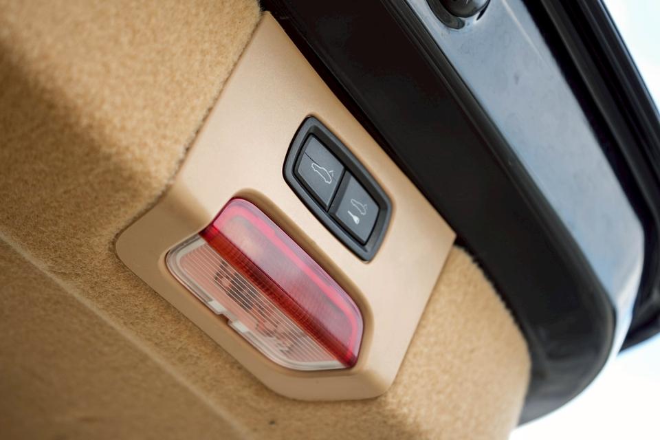 รหัสรถ CBL9339 Porsche CAYENNE 3.0 S Hybrid 4WD AT 2012 6