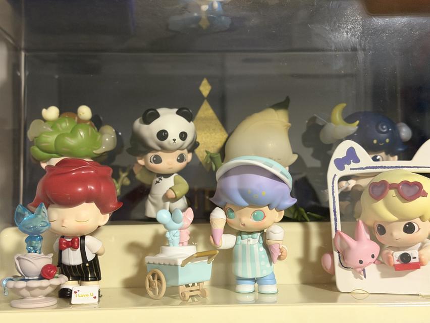 Art toys มีการ์ด ไม่มีกล่อง