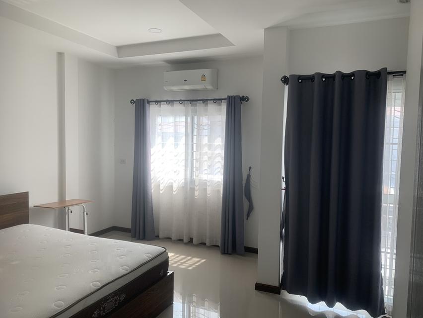 ทาวน์โฮม2ชั้น หน้ากว้าง 5.5 เมตรที่ดิบ 22 ตารางวา 4 ห้องนอน 3 ห้องน้ำต่อเติมเรียบร้อย 7