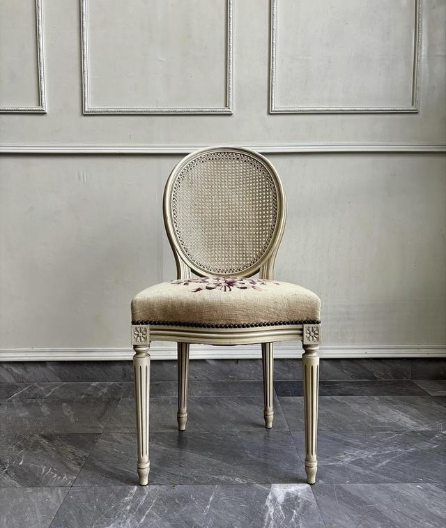 Louis chair