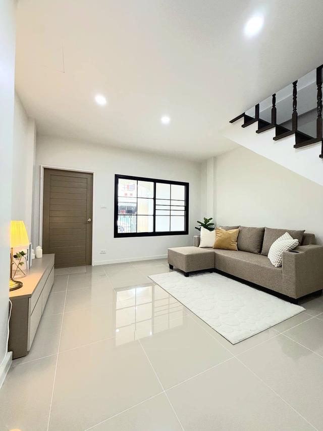 ขาย ทาวน์โฮม2 ชั้นทำเลดี หมู่บ้าน ศิริวรรณ ชวนชม บางบัวทอง 2