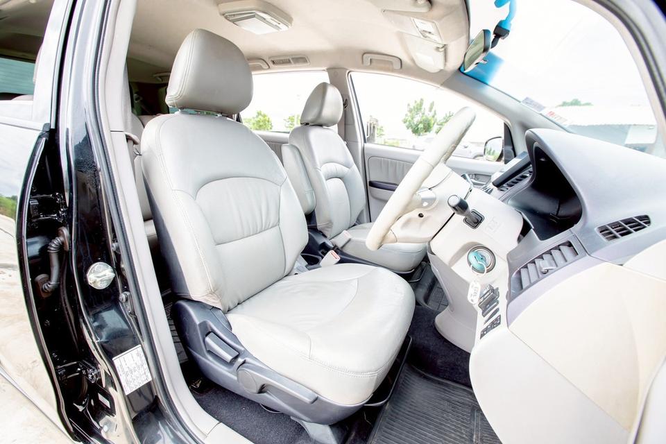 Mitsubishi Space Wagon 2.4GT ปี 2005 สีดำ  8