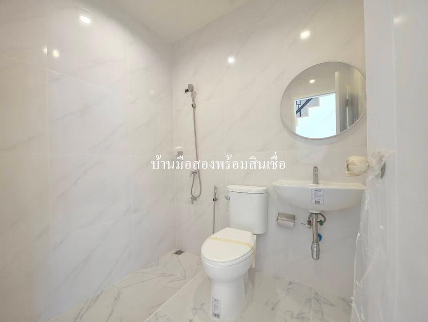 อาคารพาณิชย์ 3 ชั้น ทำเลทอง "รามคำแหง 180" 17
