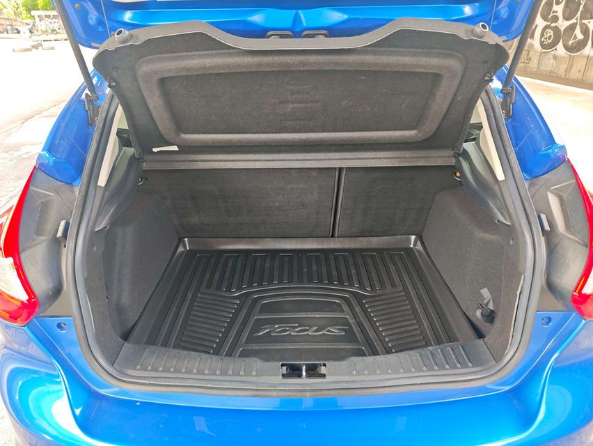 Ford Focus 1.6 Hatchback ปี 2013 รูปที่ 10